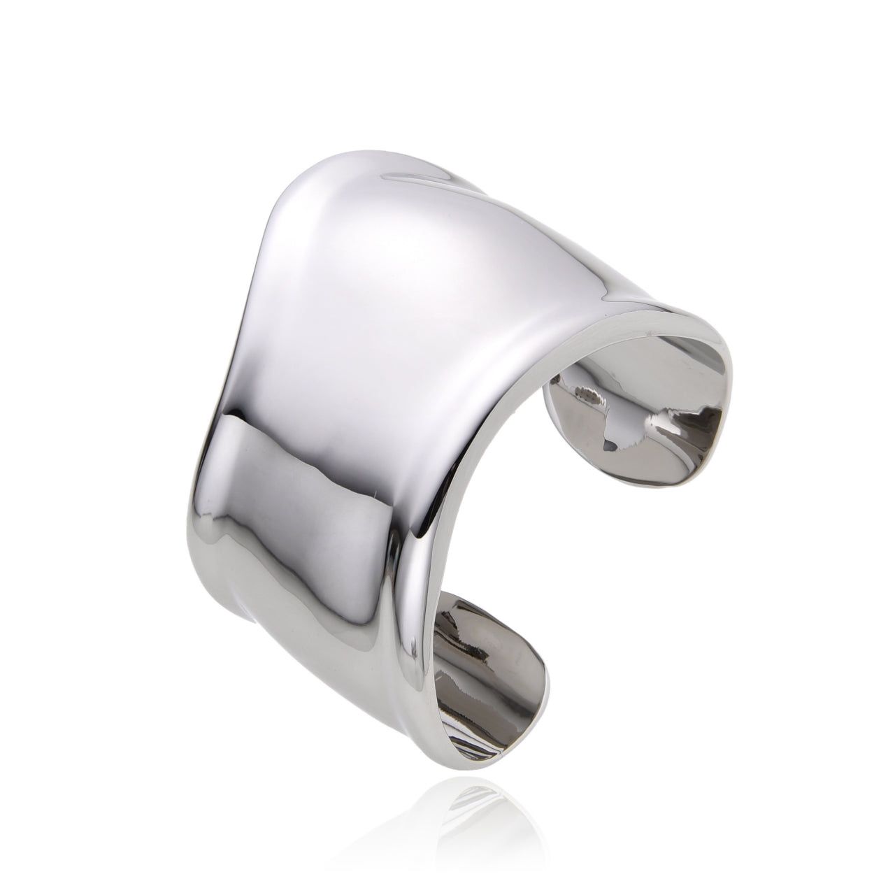 Alexis Cuff – Alex Mika