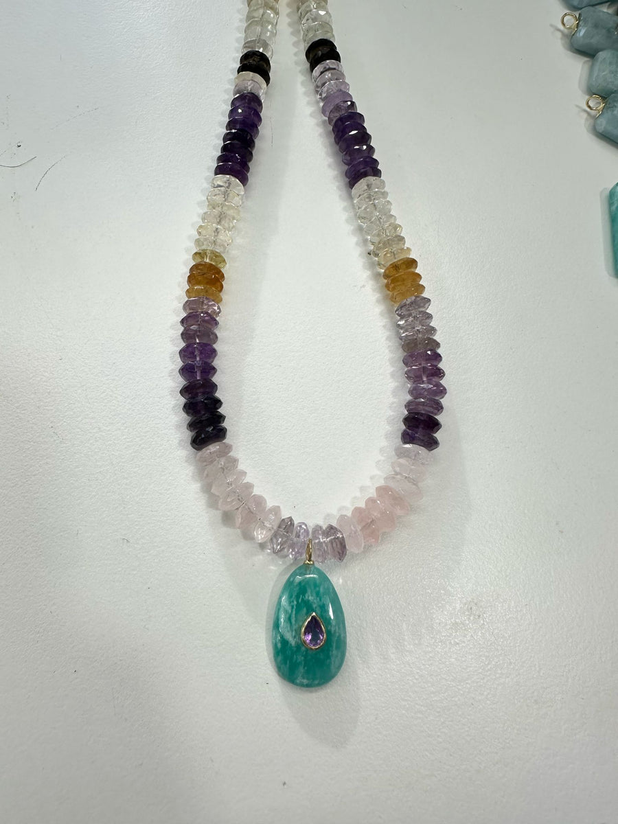 One-of-a-Kind Pattern Semiprecious Oval Pendant Necklace